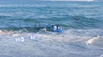周星驰推出短剧厂牌，“剧场化”成今年行业关键词