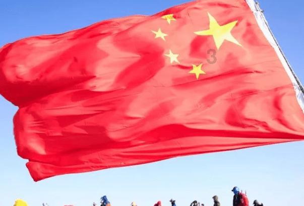 时尚公主做美甲